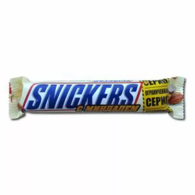 Батончик SNICKERS шоколадный с миндалем 81 г