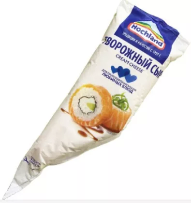 Сыр HOCHLAND творожный в рукаве 500 г 65%