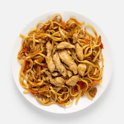 Удон с курицей и овощами 300 гр